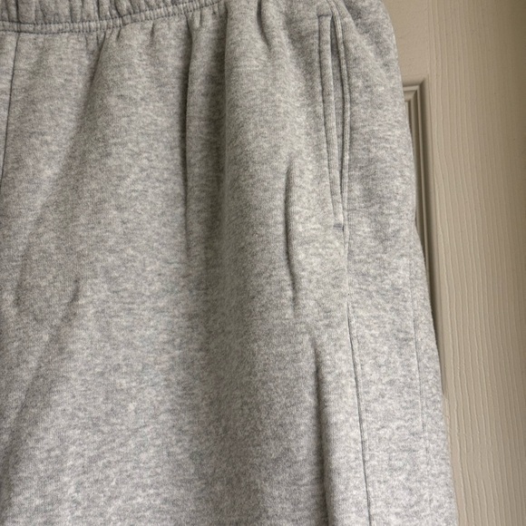 AERIE offlineSWEATPANTS WIDE LEG SIZE: L REGULAR - Picture 4 of 5